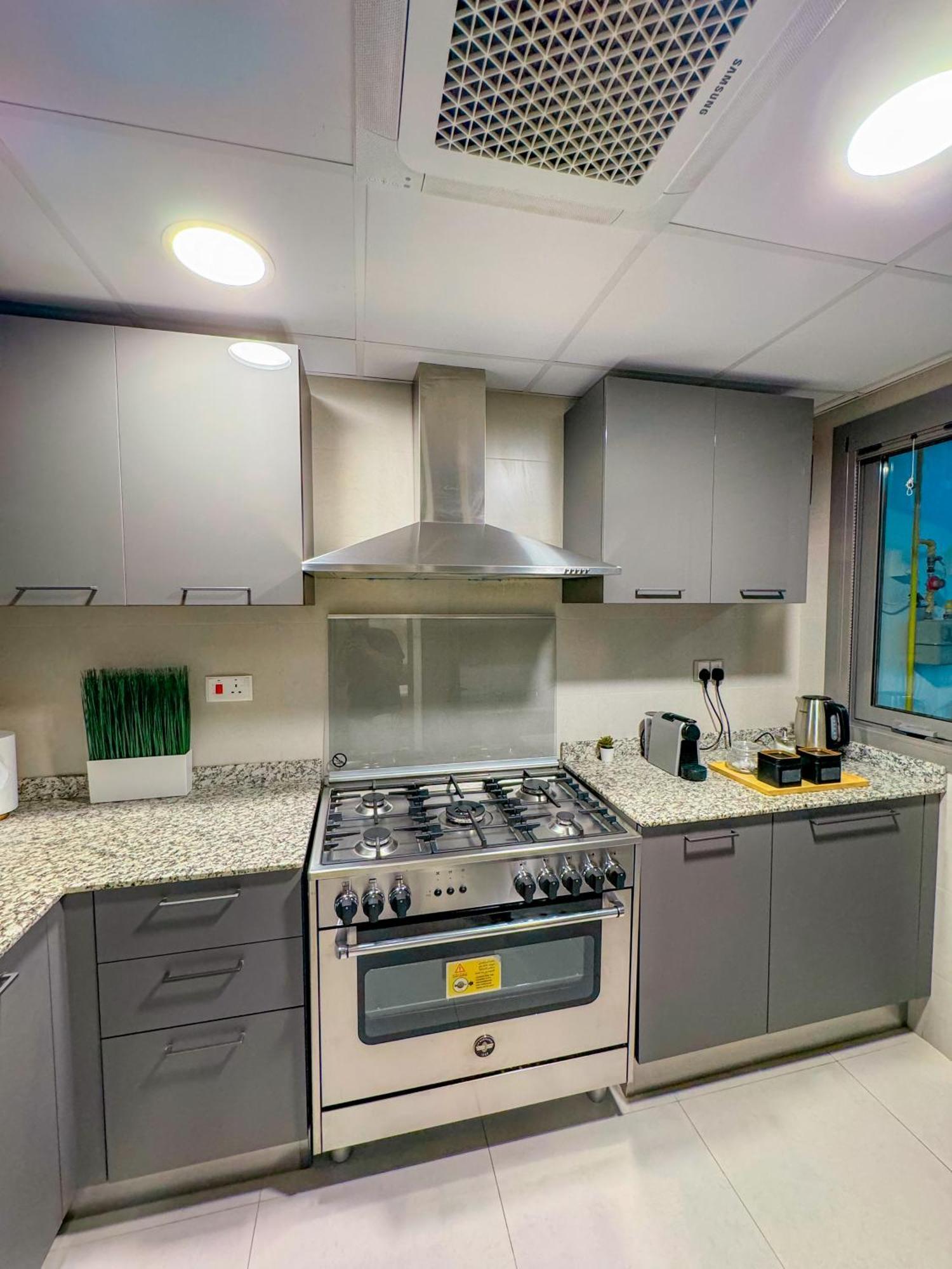Luxury Near The * Mascate